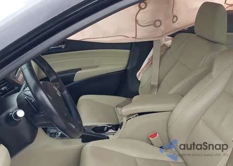 2013 Acura Ilx 2.0L z USA, uszkodzony, nr VIN 19VDE1F72DE016669